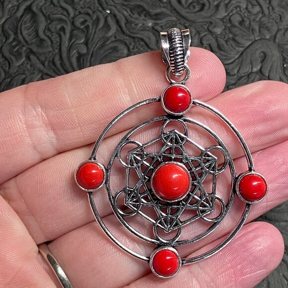 Red Metratrons Cube Sacred Geometry Pendant Stone Crystal Jewelry - Picture 4 of 6